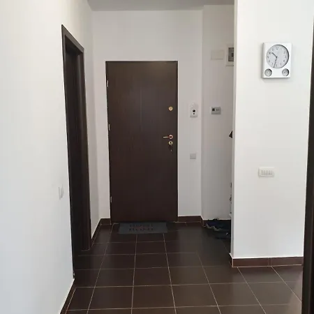 Apartament - Tampa Апартаменти *